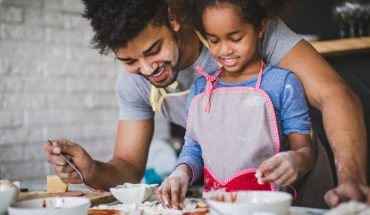 5 kỹ năng sống cần thiết để dạy trẻ thành người có trách nhiệm